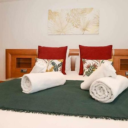 Sientete Como En Casa En Apartamento Padre Isla Apartment Leon Ngoại thất bức ảnh