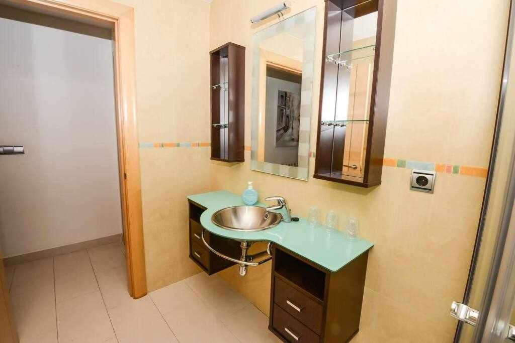 Sientete Como En Casa En Apartamento Padre Isla Apartment Leon Ngoại thất bức ảnh